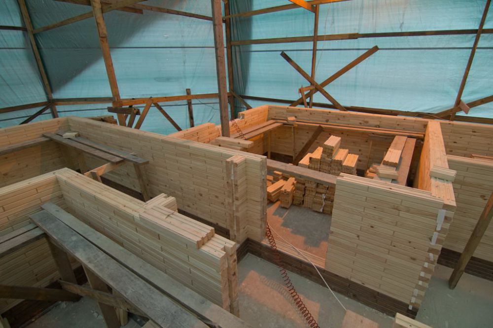 строительство дома из деревянного кирпича