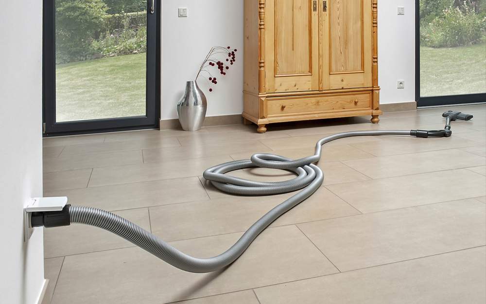 Система централизованного пылеудаления. Пылесос встроенный в дом. Встраиваемый пылесос. Пылесос со встроенным. Встроенная система пылеудаления в доме.